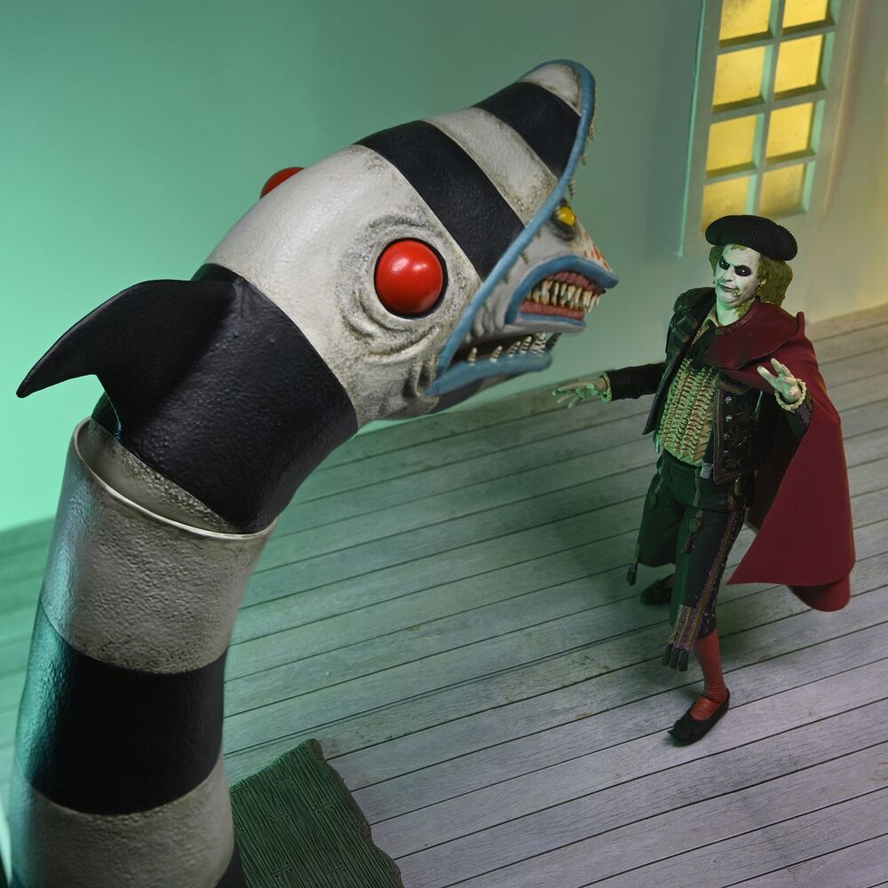 Beetlejuice 2 Matador Beetlejuice & Sandworm Ultimate figures