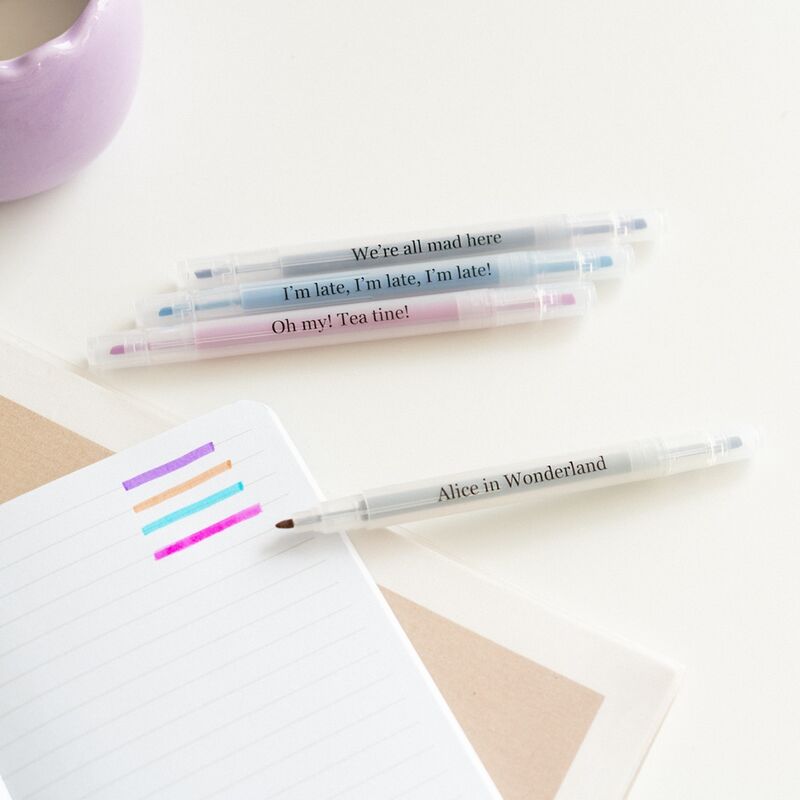 Disney Alice in Wonderland stationery kit