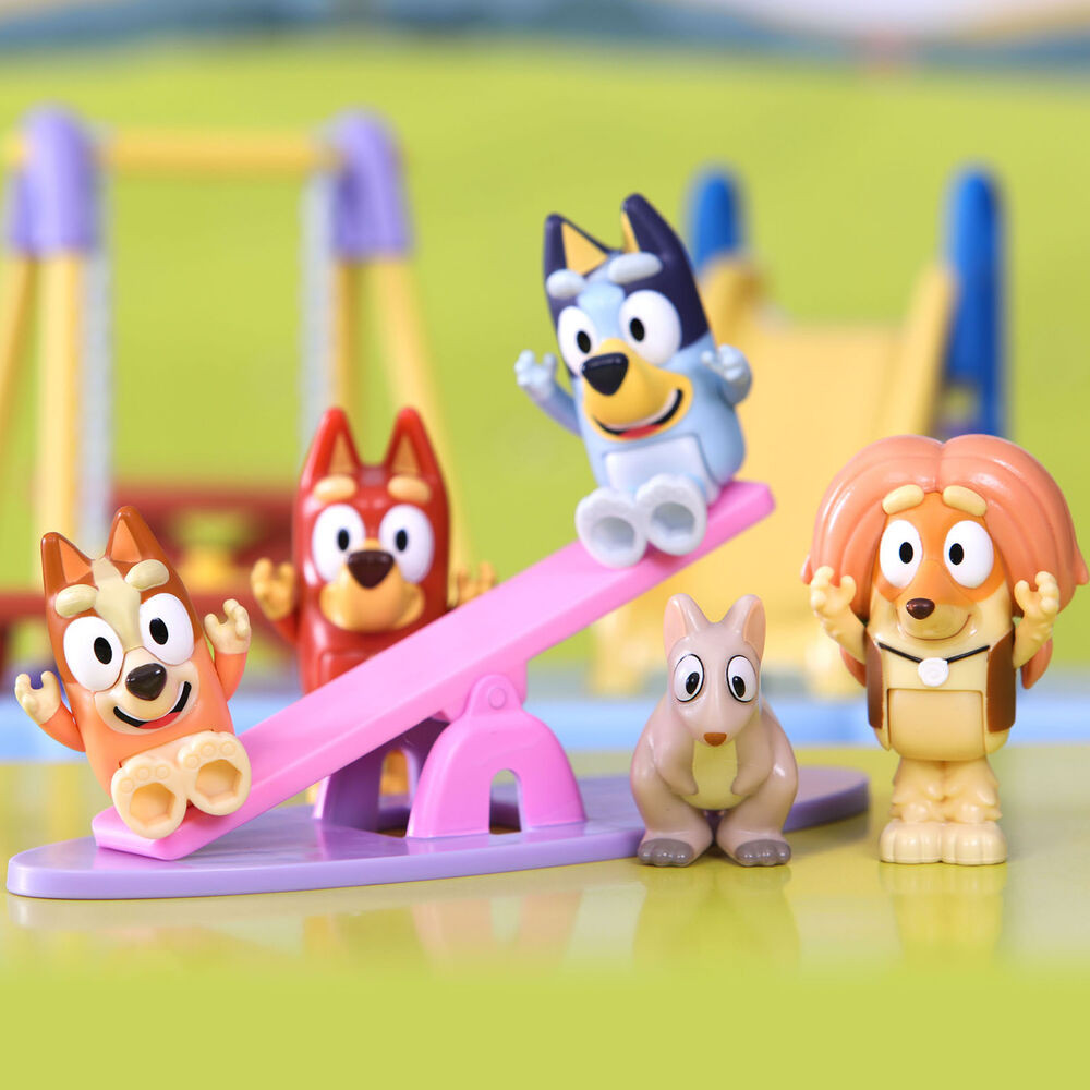 Bluey Games playset + figures