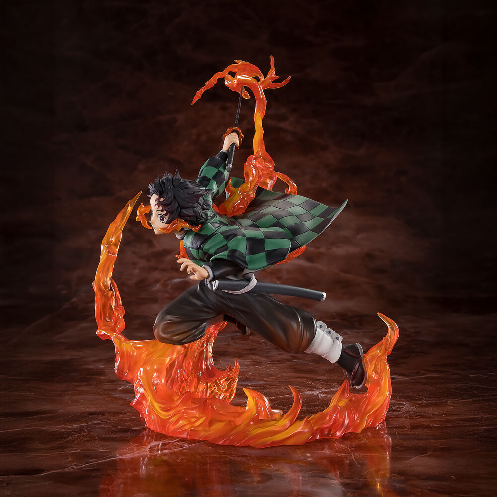 Demon Slayer Kimetsu no Yaiba Tanjiro Kamado Kyojuro Rengokus Sword Guard figure 19,5cm
