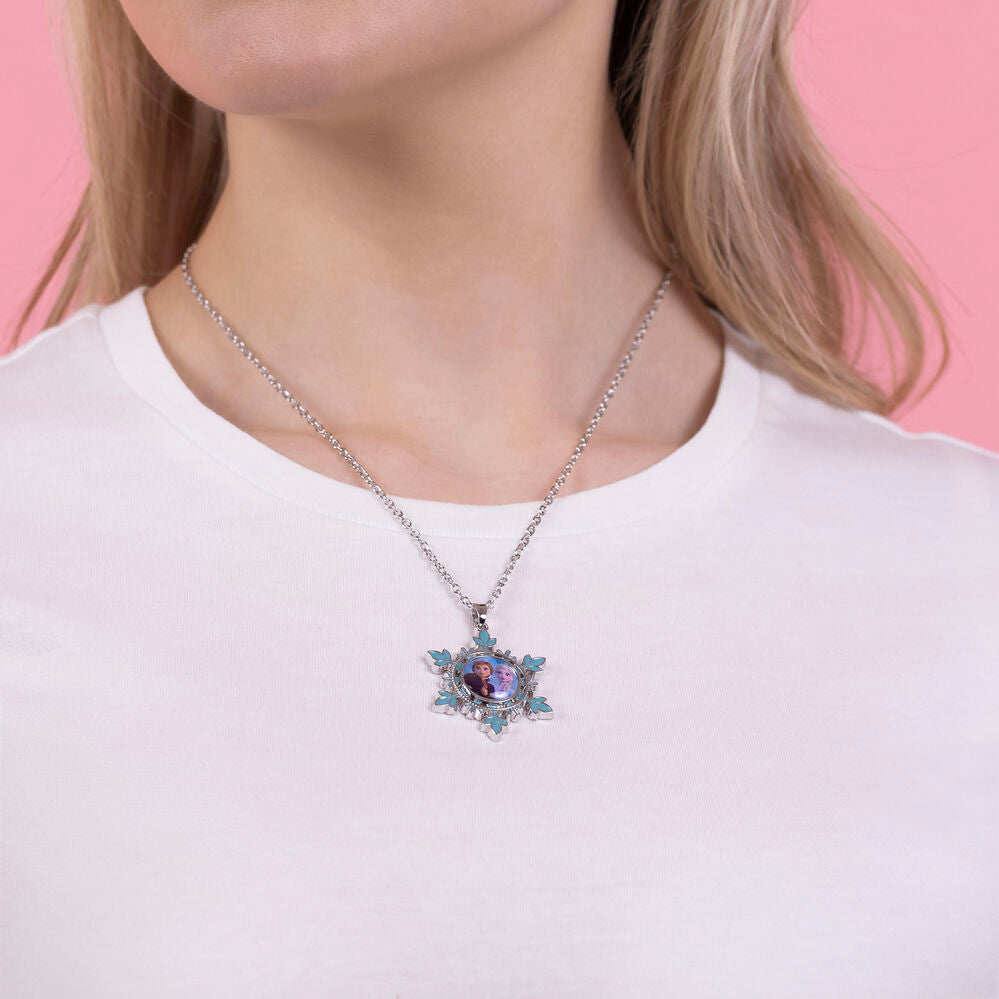 Disney Frozen Elsa &#38; Anna necklace