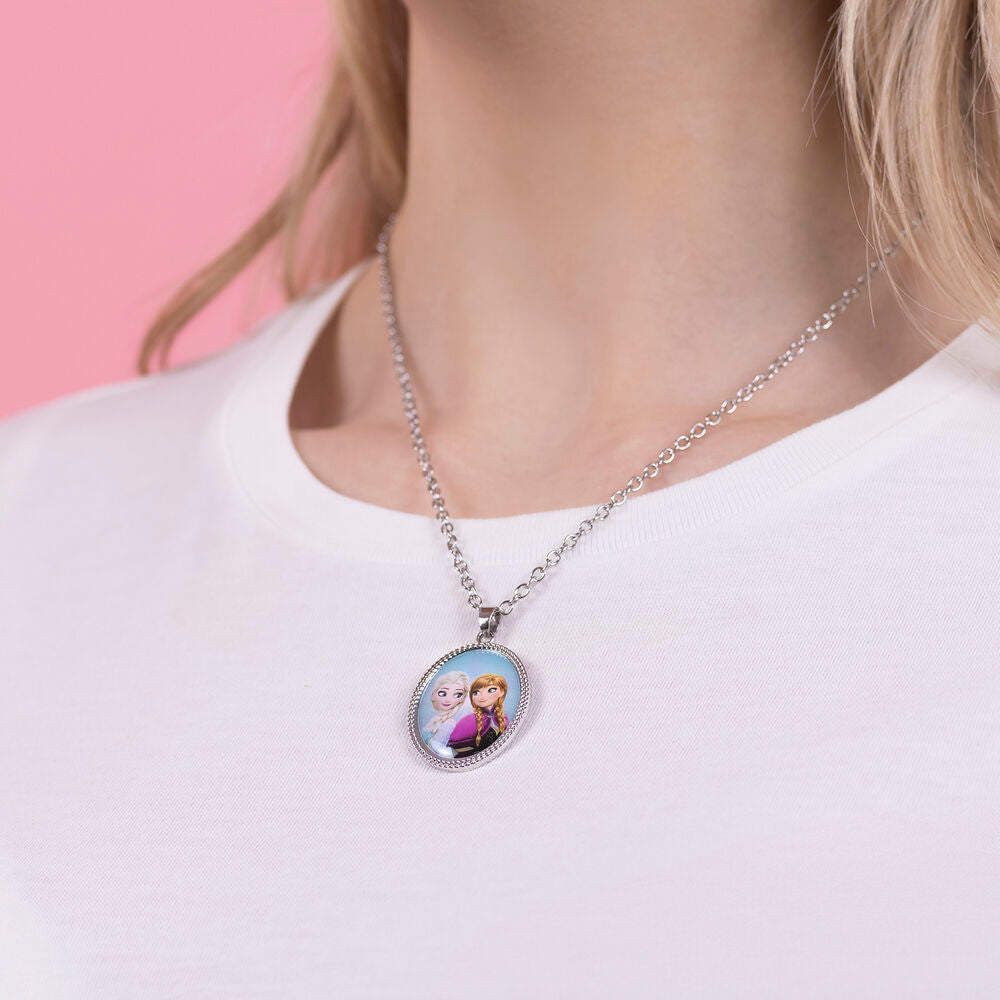 Disney Frozen Elsa &#38; Anna necklace